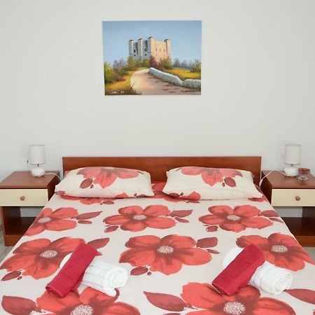 Tri Srice Apartment Сен Екстериор снимка