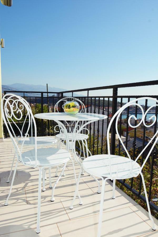 Tri Srice Apartment Сен Екстериор снимка