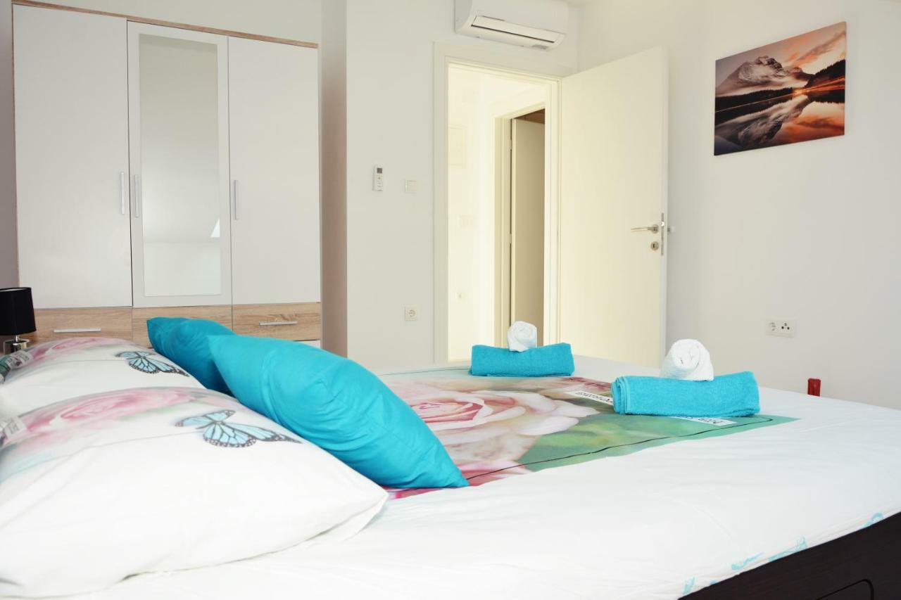 Tri Srice Apartment Сен Екстериор снимка
