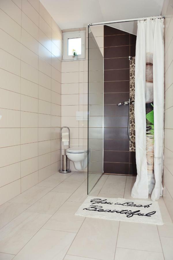 Tri Srice Apartment Сен Екстериор снимка