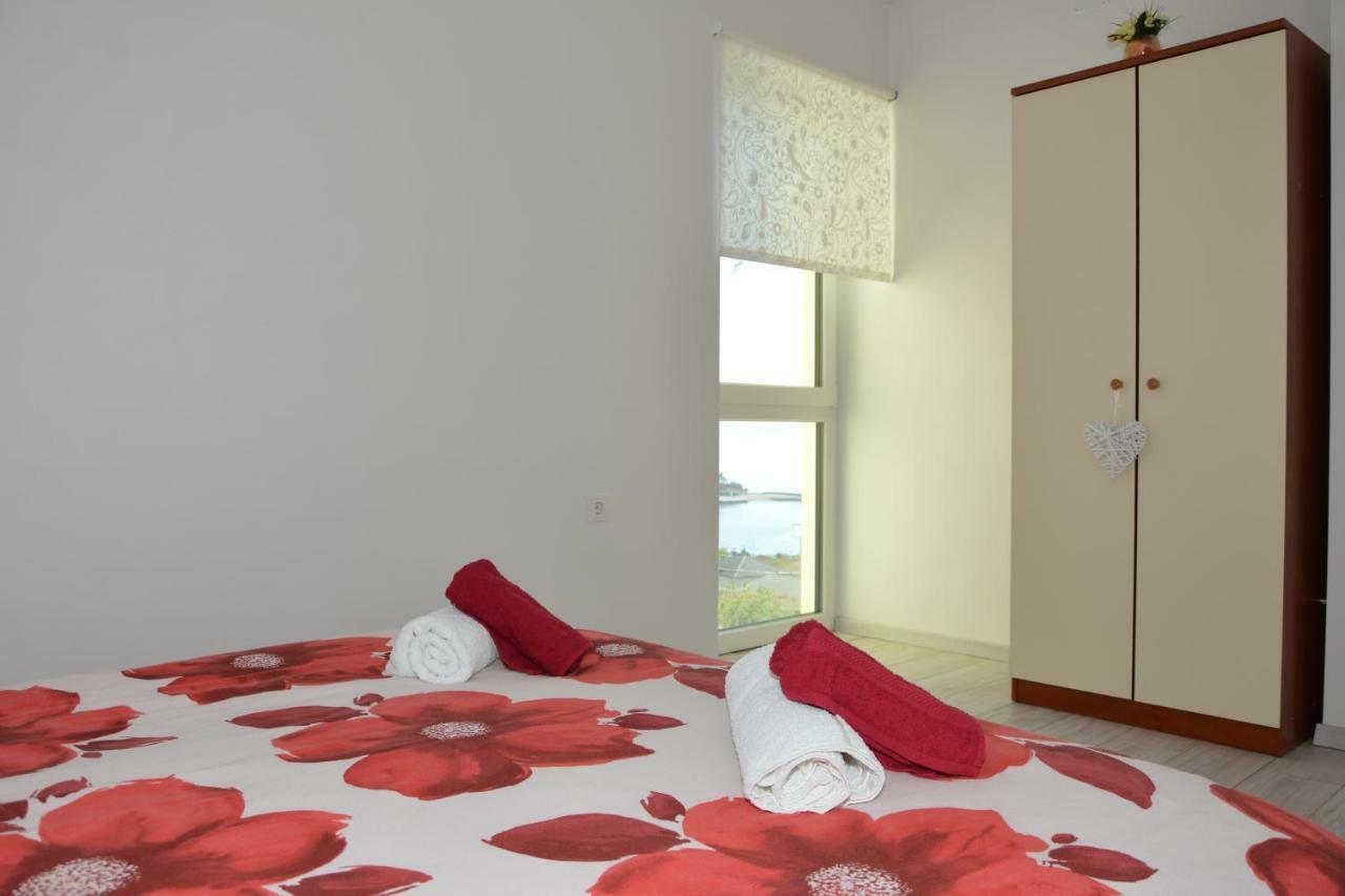 Tri Srice Apartment Сен Екстериор снимка